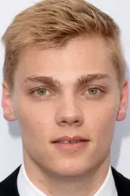 Леви Миден