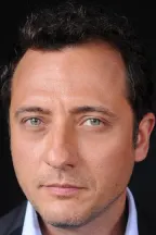 Йигит Озшенер