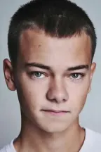 Конрад Кхан