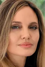 Анджелина Джоли