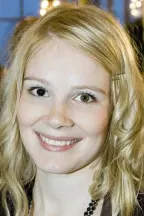Памела Тола
