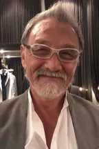 Дин Шек